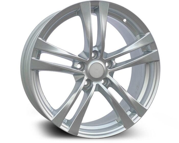 Xtreme RX4 Silver 8x19 5x114.3 ET35